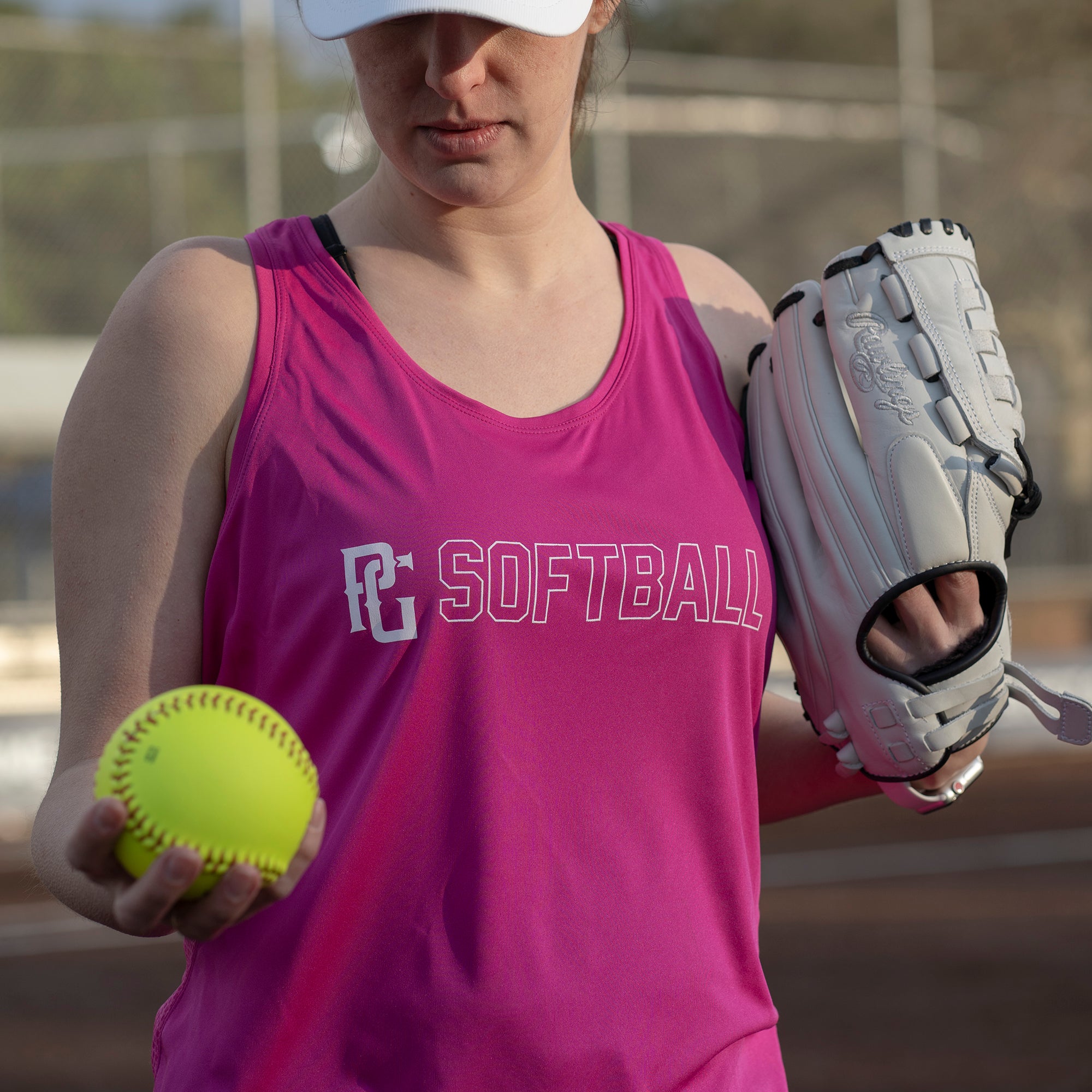 WOMEN'S TECH TANK TOP