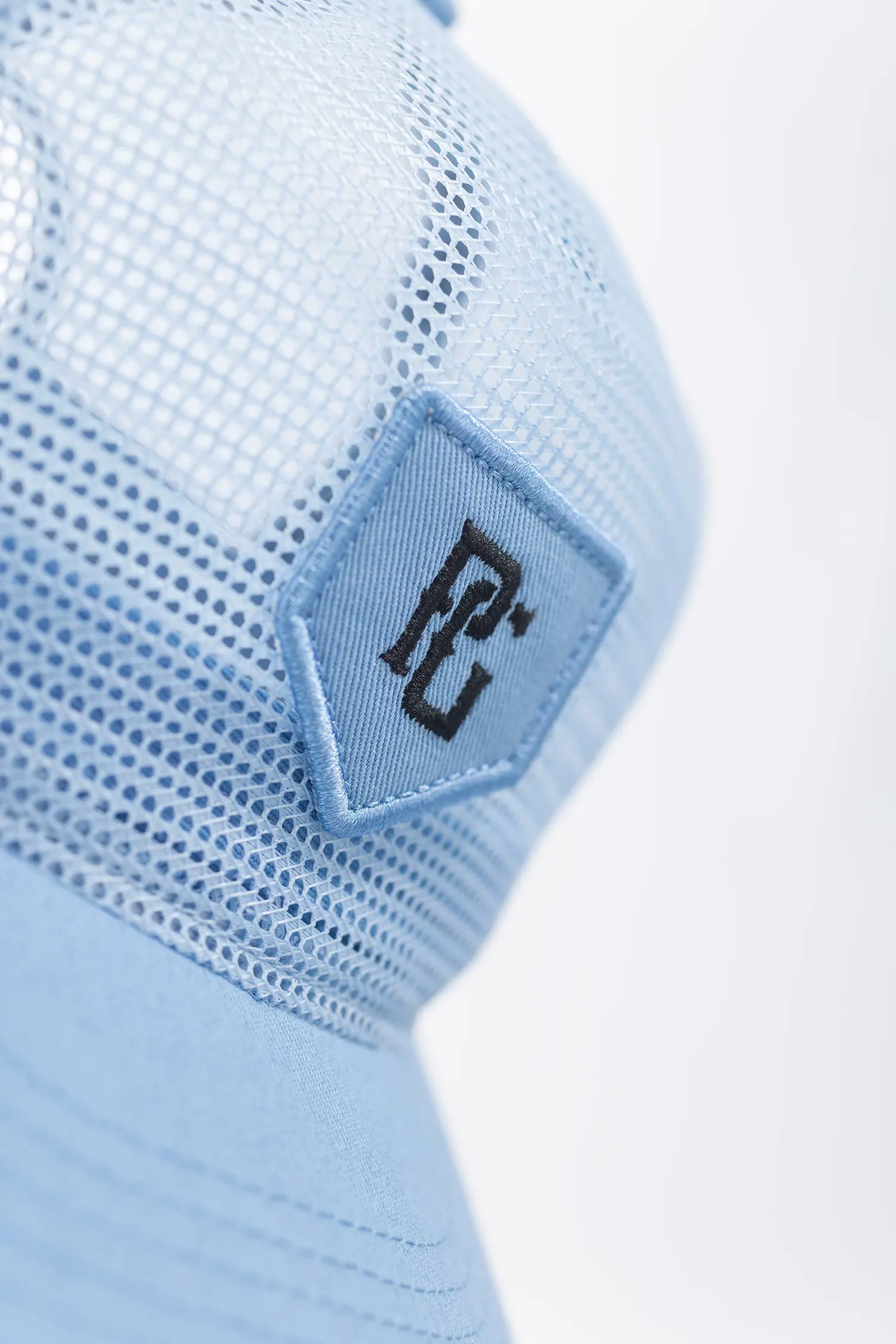 MESH PLATE TRUCKER