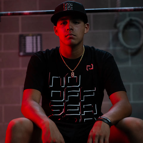 NO OFFSEASON STACKED TEE