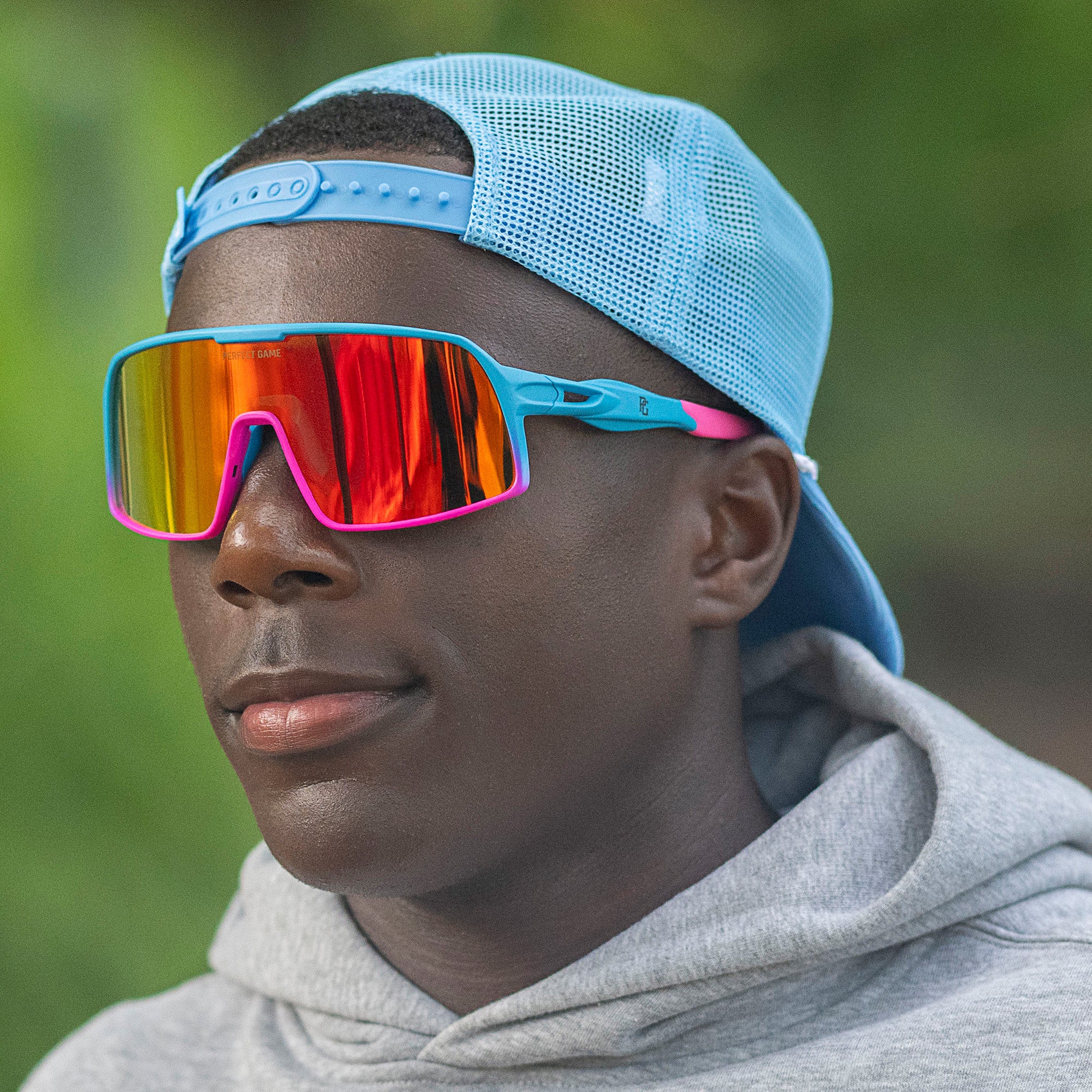 WALK OFF SUNGLASSES